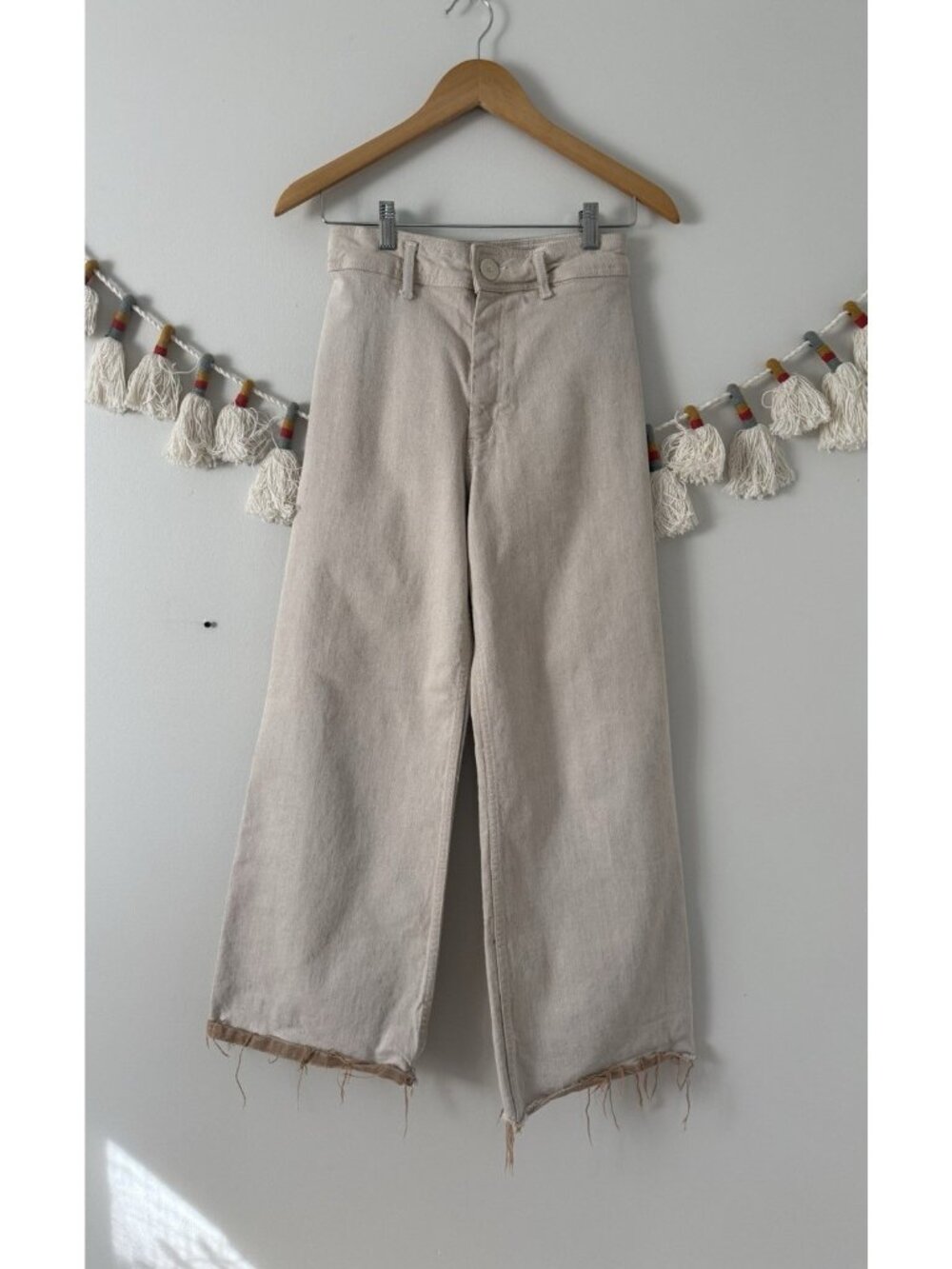 Zara High Waisted Wide Leg Marine Jeans In Ecru Raw Hem Denim Stretch Basics 4